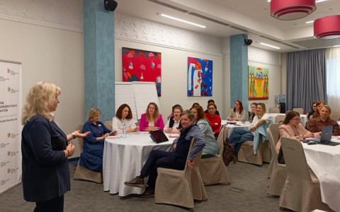 Лидерская программа для управленцев НКО: переговорный модуль завершён, участники работают над стратегией роста