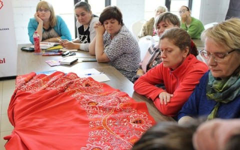 Культурная мозаика: В Устьянском районе прошел семинар известного модельера Николая Терюхина  
