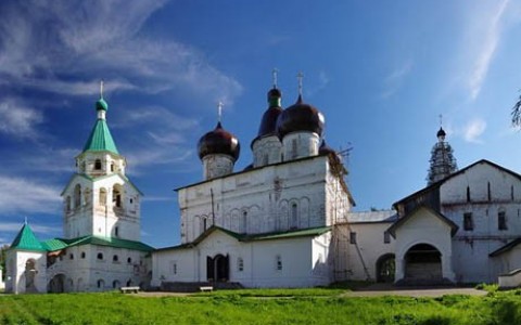Благотворительный марафон "Область добра" предлагает отметить юбилей Сийского монастыря вместе